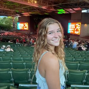 Meet your Posher, Grace